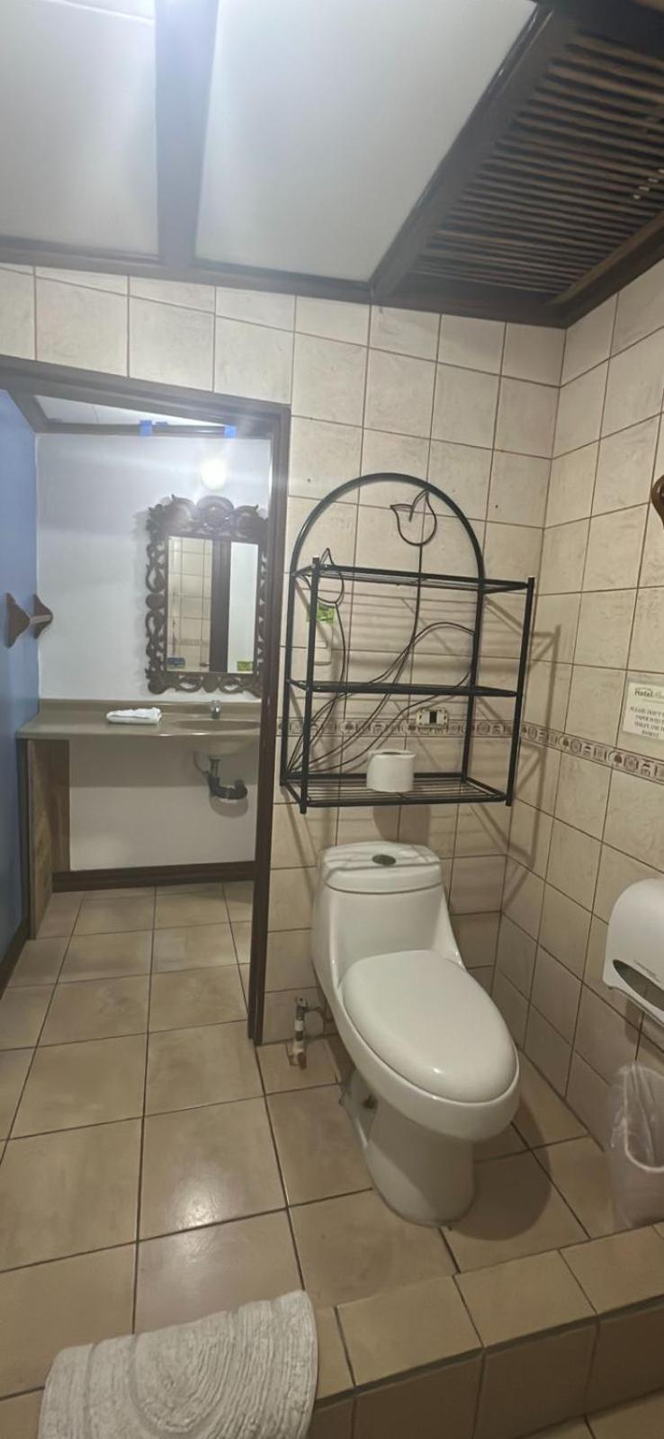 Hotel Pacande B&B Алахуэла Экстерьер фото